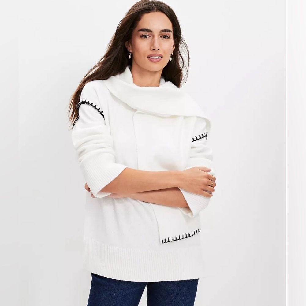 Loft Women’s Winter White Sweater w/ Black Piping & Attached Scarf/M (NWT)❄️🎿🏂
